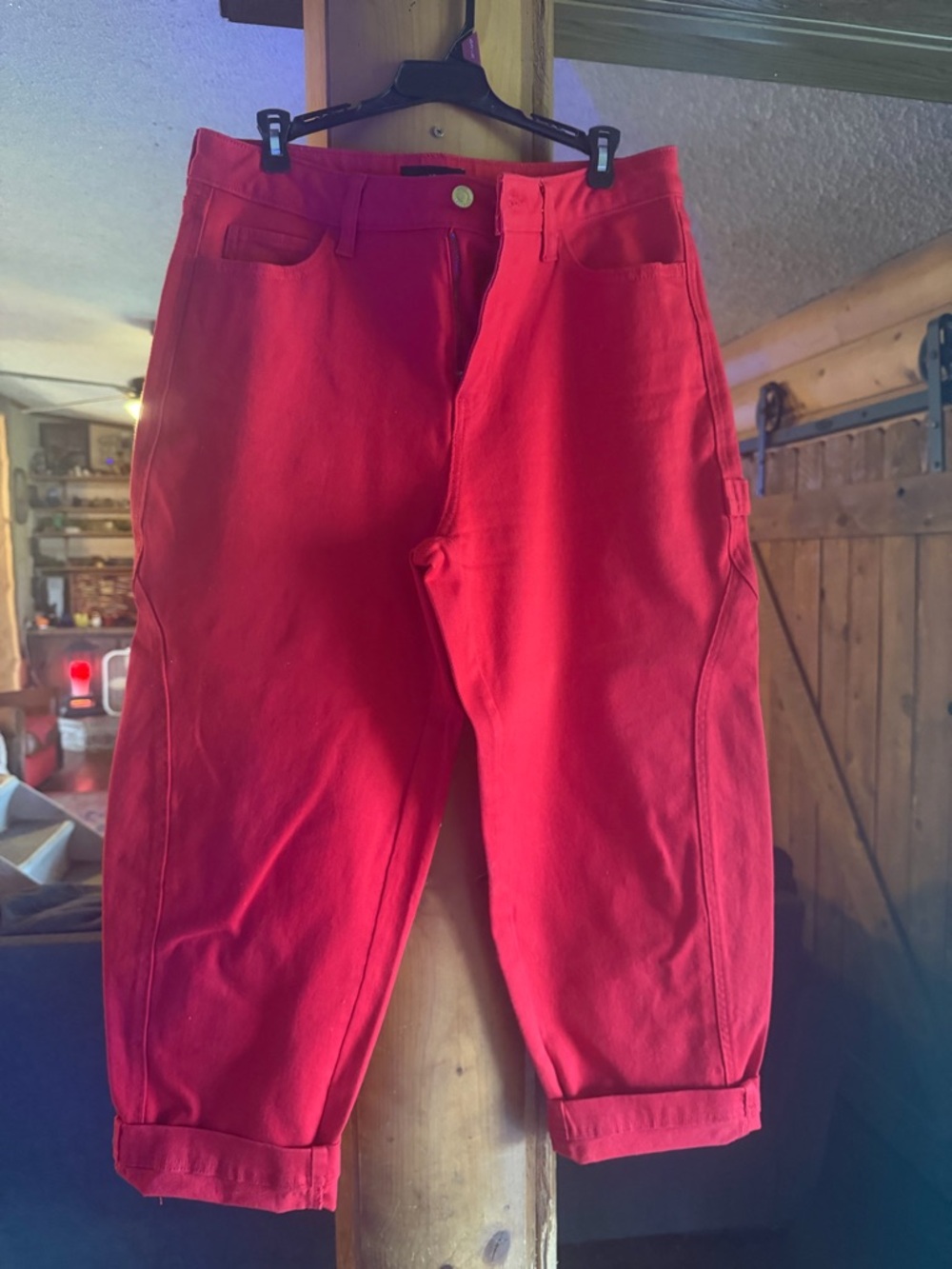 Bright Red High-Waist barrel Pants do have stretch